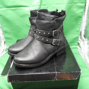 NWB Torrid Black Ankle Boots 10W